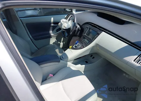 2010 Toyota Prius Iv z USA, uszkodzony, nr VIN JTDKN3DU5A0051861